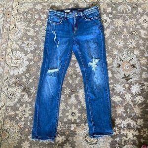 Pilcro Slim Boyfriend Crop 29